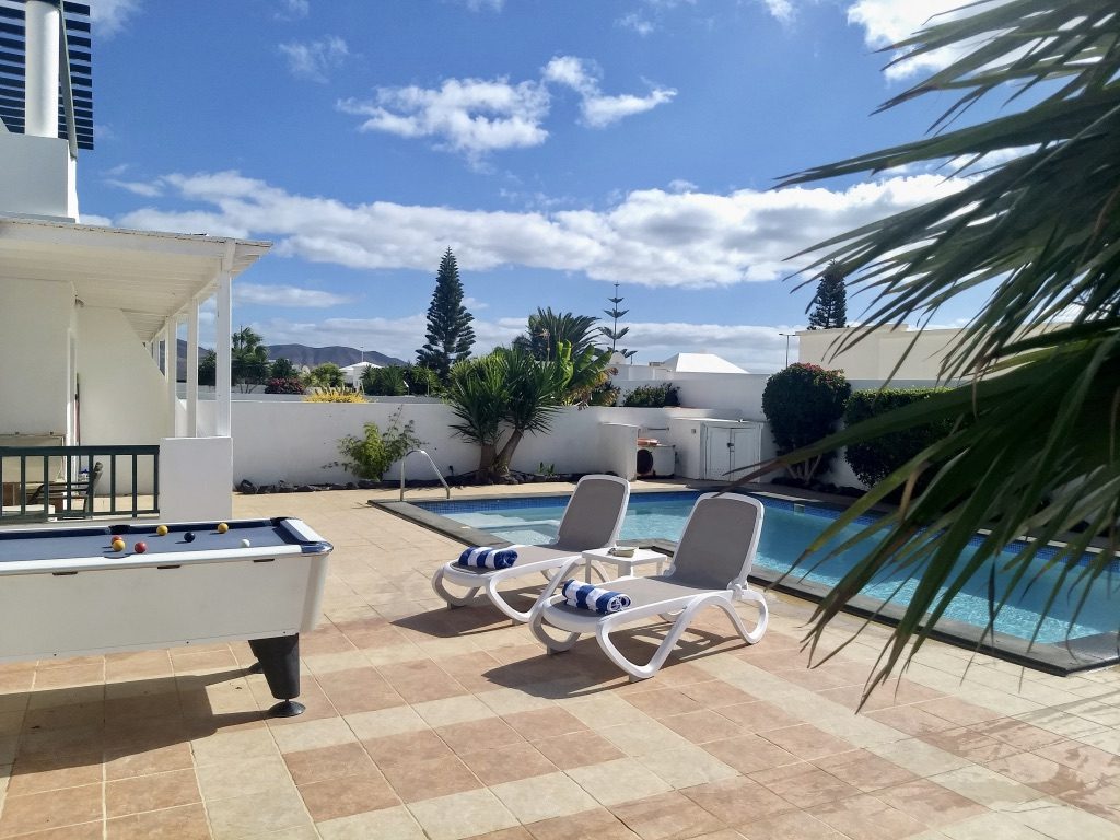 About Us - Villas Playa Blanca | Private Holiday Villas in Playa Blanca, Lanzarore