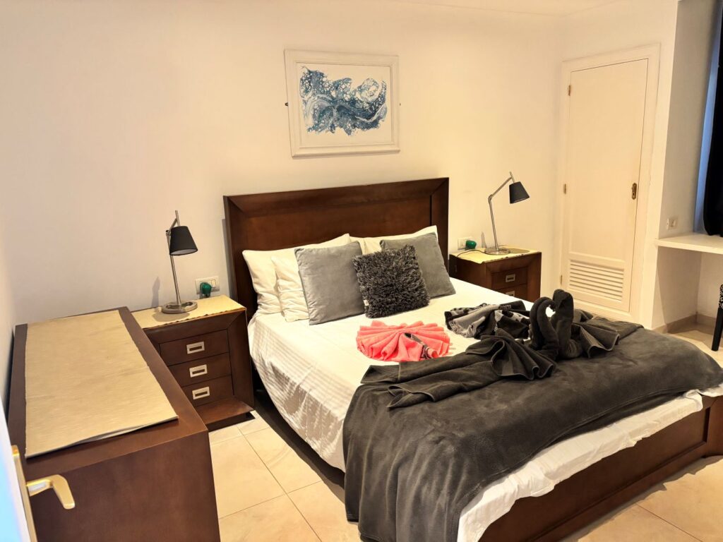 15 Playa Flamingo double bedroom