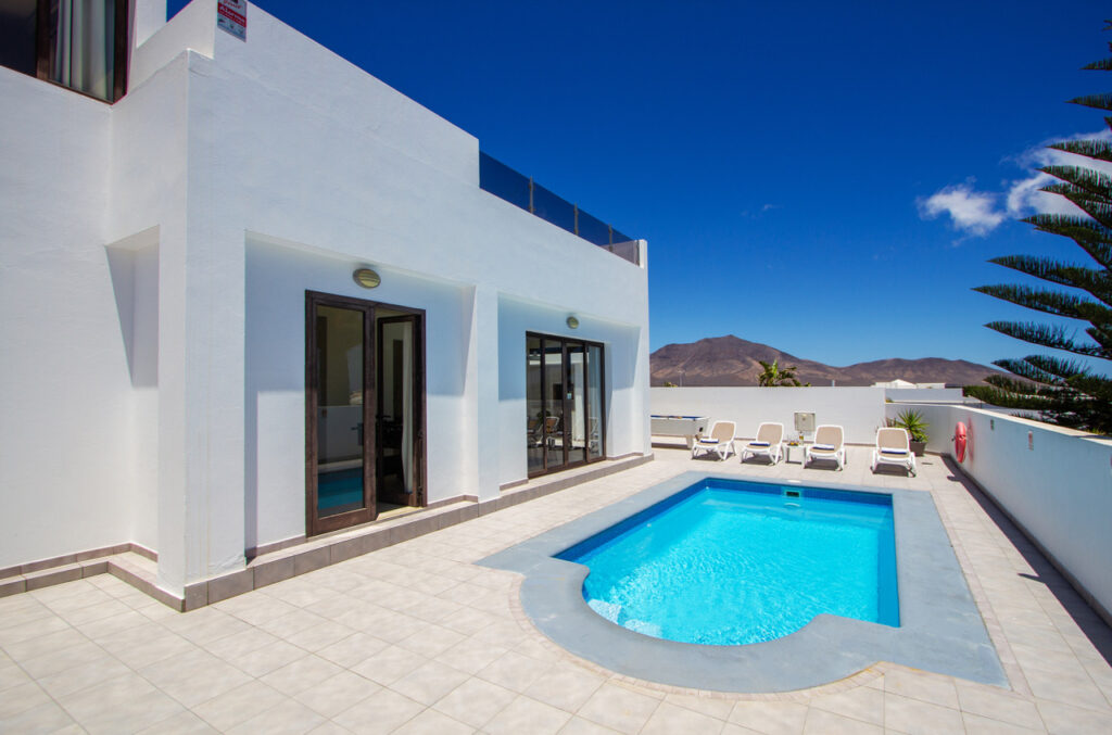 Casa Maelle pool terrace area