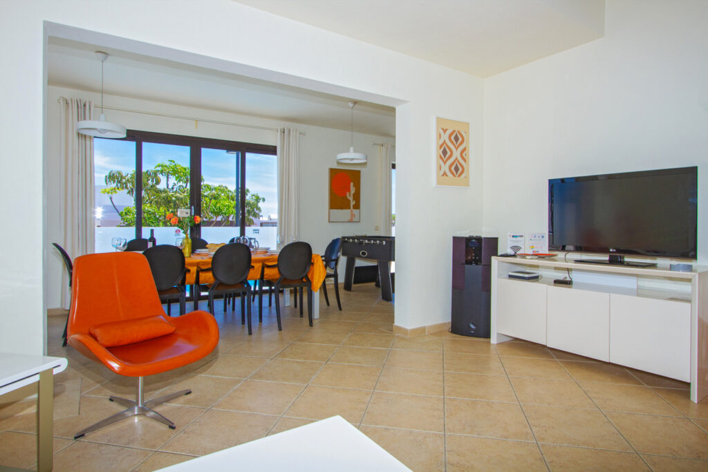 Casa Maelle open plan spacious lounge area