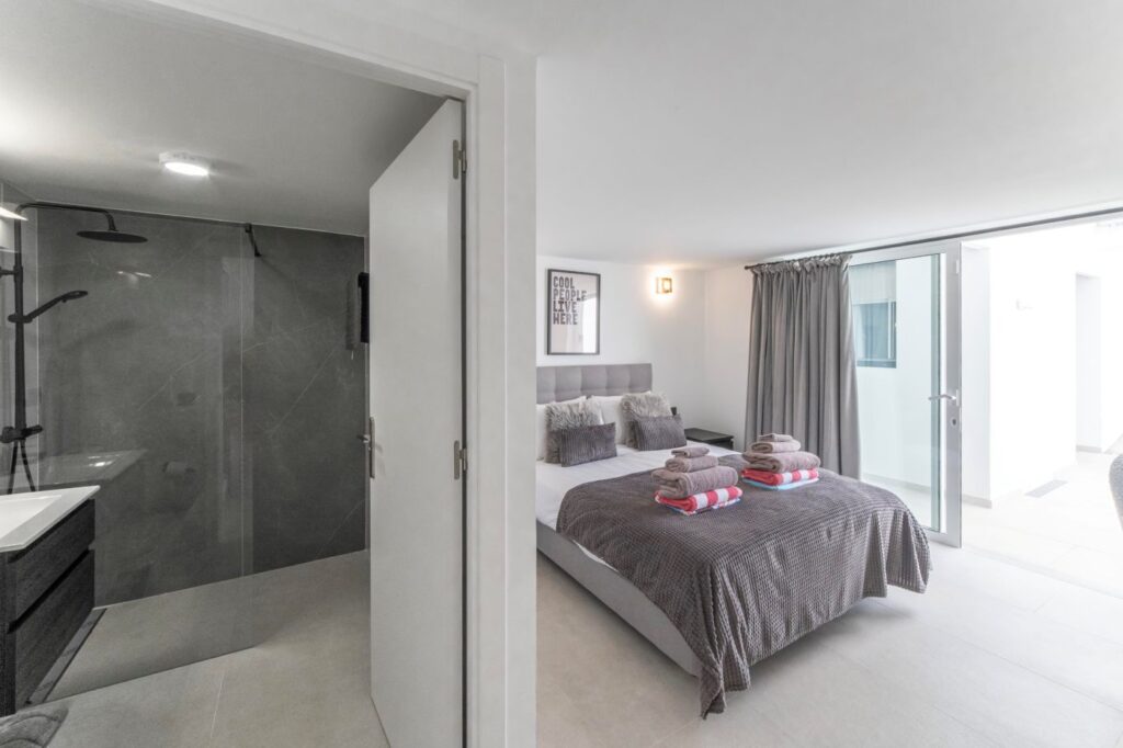 Villa Luna double bedroom