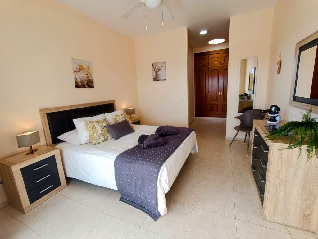 Villa Vicini master bedroom